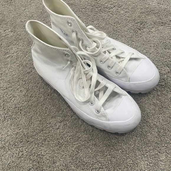 White Converse All Star Platforms - Picture 2 of 4